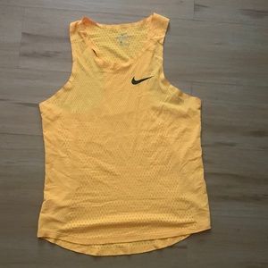 Nike Aeroswift Singlet in Orange, Size Medium